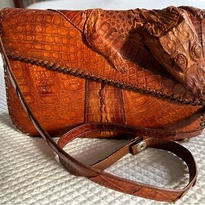 Vintage genuine alligator purse with intact alligator